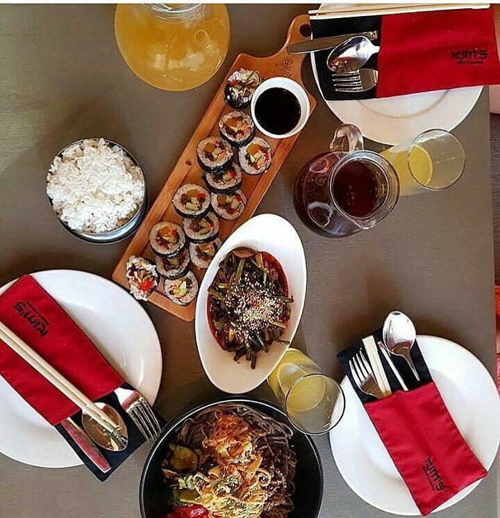 Bamboo Serving Tray For Appetizers / Barbecue / Burger