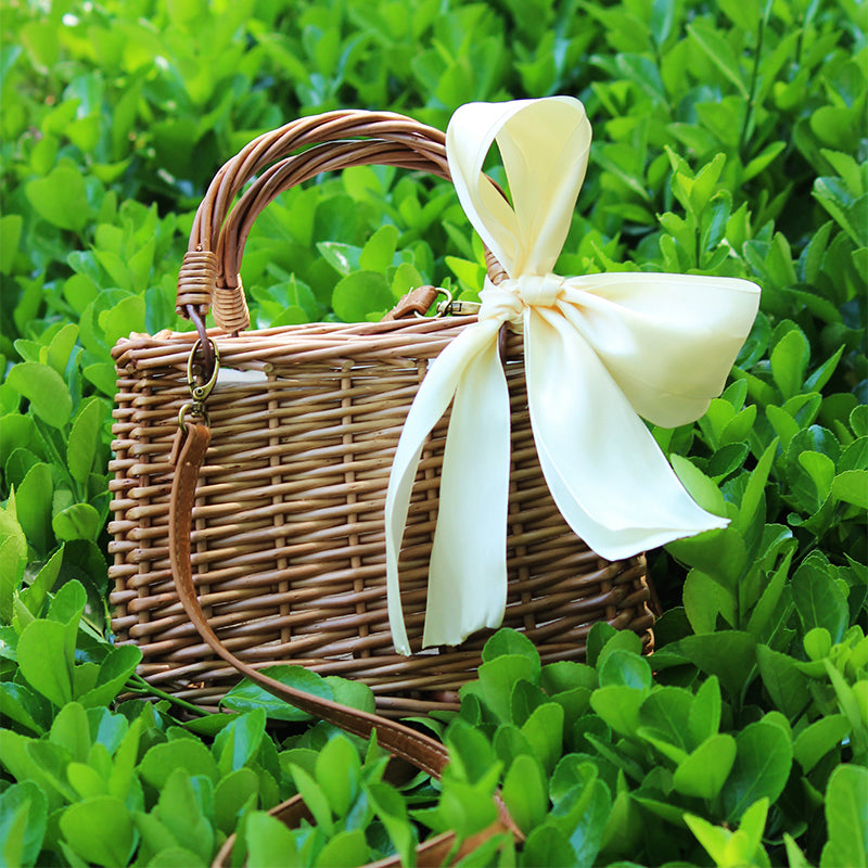 Casual Handmade Wicker Bag - Natural Leather Shoulder Strap
