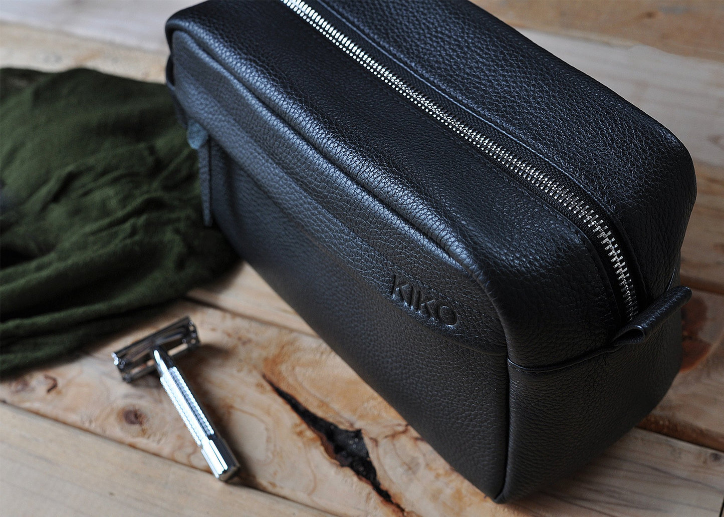 Leather Travel Toiletry Bag - Black