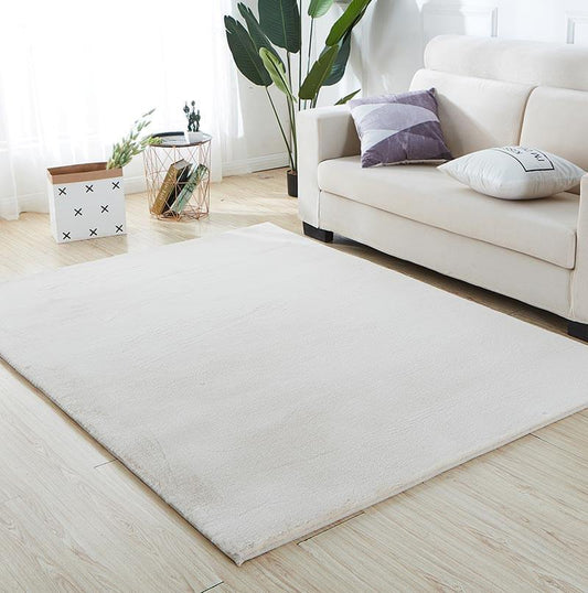 Lily Luxury Chinchilla Faux Fur Area Rug